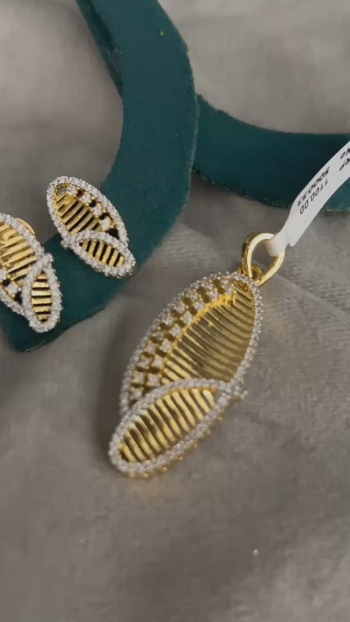 Elegant Diamond-Studded Gold Pendant Set for Women